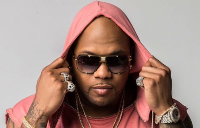 El rapero estadounidense Flo Rida da un concierto en Moscú