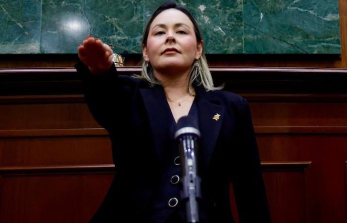 Video: Yeraldine Bonilla Valverde asume Sinaloa bajo señalamientos de narco contra el círculo del poder y una crisis que exhibe al estado ante el mundo