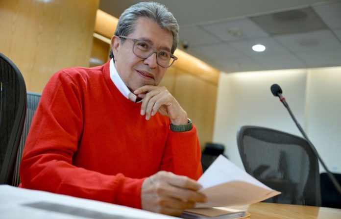 Desmiente Monreal versiones sobre cuentas en HSBC y acusa ataque político