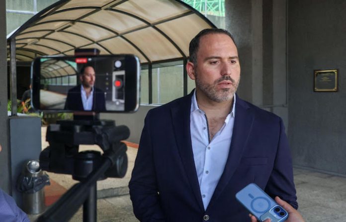 Morena arremete contra MC y PAN en Nuevo León; acusa incongruencia y falta de calidad moral