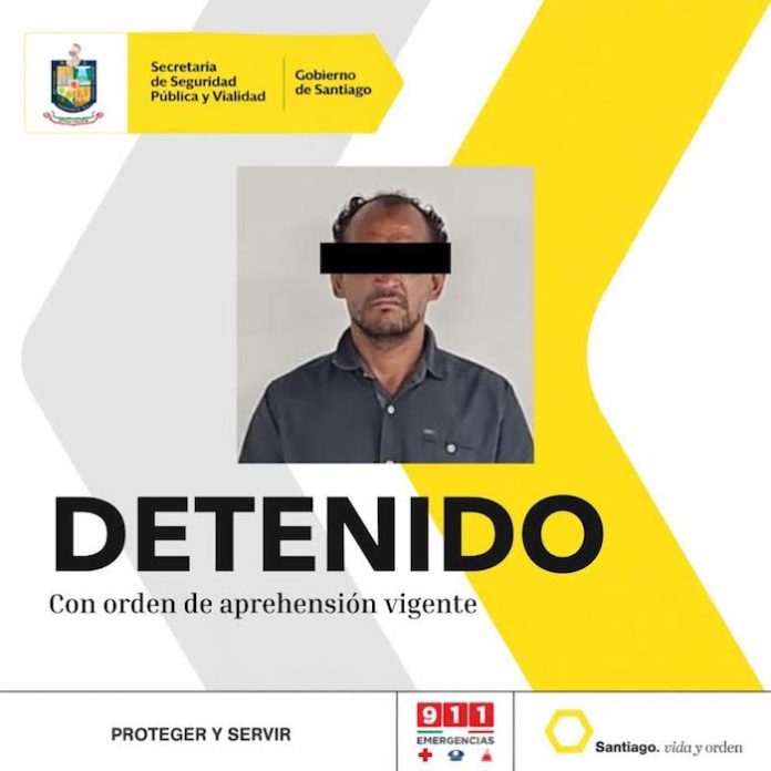 Detienen en Santiago a hombre con orden de aprehensión por robo calificado