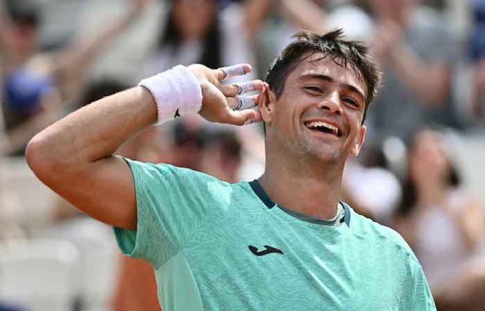 Navone logra la mayor victoria de su carrera en Roma