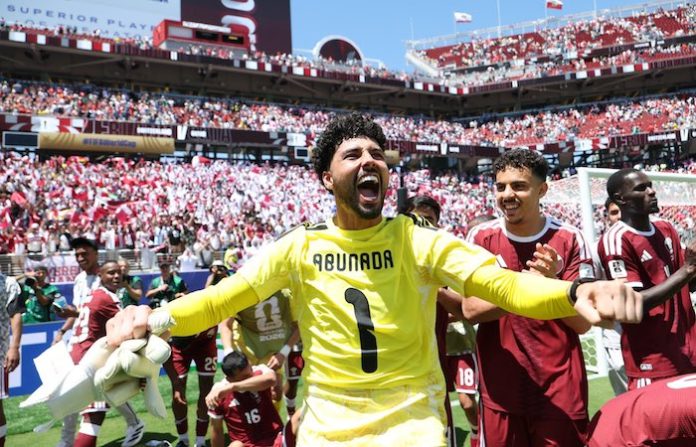 Qatar suma su primer punto en Mundiales con cierre de película ante Suiza