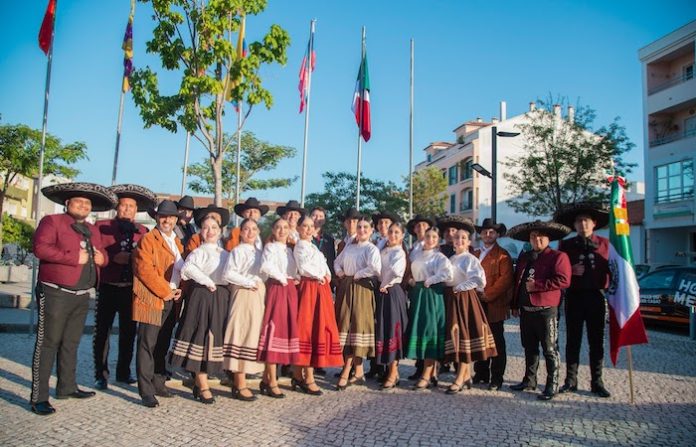 Lleva la UANL el folklore mexicano hasta Portugal