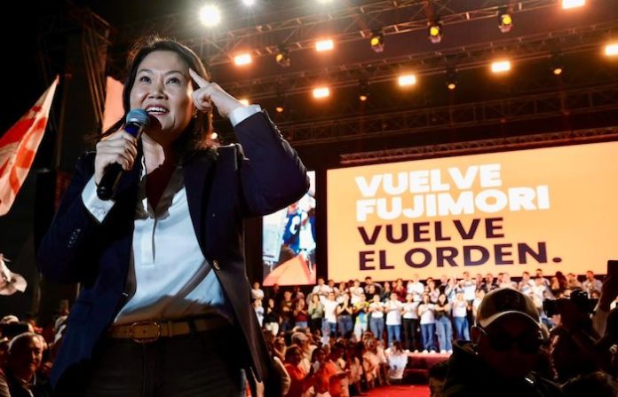 Votos en el exterior “inclinan la balanza” en favor de Keiko Fujimori en Perú, señala experto