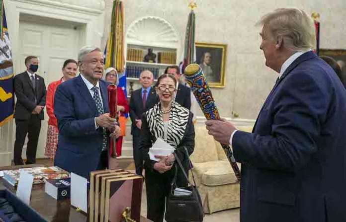 “Que regrese el otro Trump”… y también la memoria: AMLO escribe carta desde “La Chinga”, Chiapas