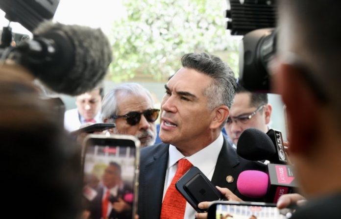 Escala confrontación política: Alito llama a AMLO “narcopresidente”, “cobarde” e “imbécil” tras difusión de carta