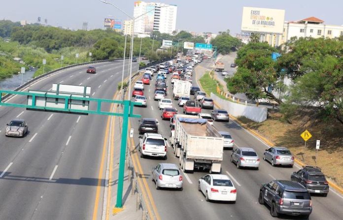 Guadalupe pone fin al contraflujo en Morones Prieto tras normalización vial
