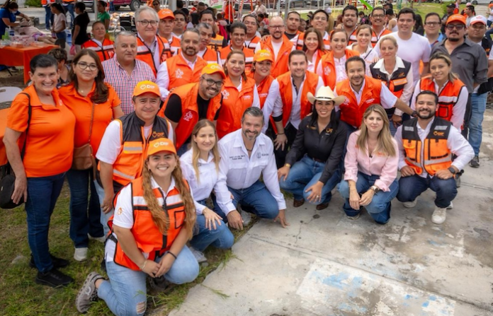 Lleva DIF Nuevo León apoyos y servicios a familias de Mina, Abasolo y El Carmen