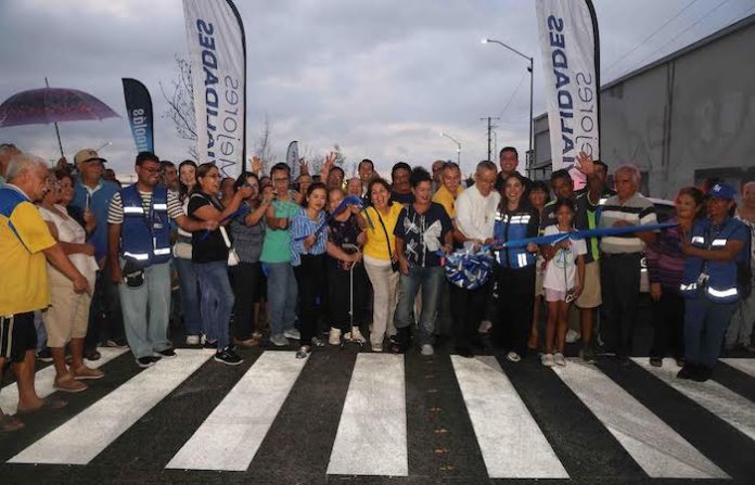 Entrega San Nicolás obra hidráulica para proteger a familias y mejorar la movilidad