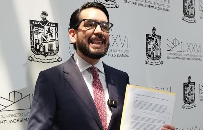 Propone Sergio Gil Valdez testamentos gratuitos y descuentos en escrituras para adultos mayores