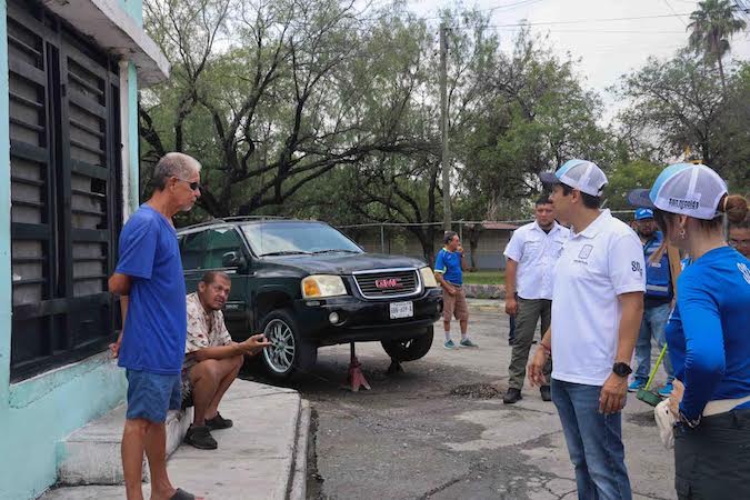 Lluvias dejan una mujer fallecida, 120 árboles caídos y más de 40 colonias sin luz en San Nicolás