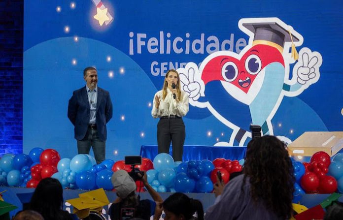 Graduan a 41 alumnos de preescolar en Estancias Infantiles del DIF Monterrey