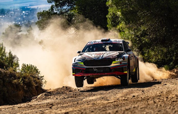 Miguel Granados toma el liderato de la WRC Masters Cup en el Rally Acrópolis de Grecia