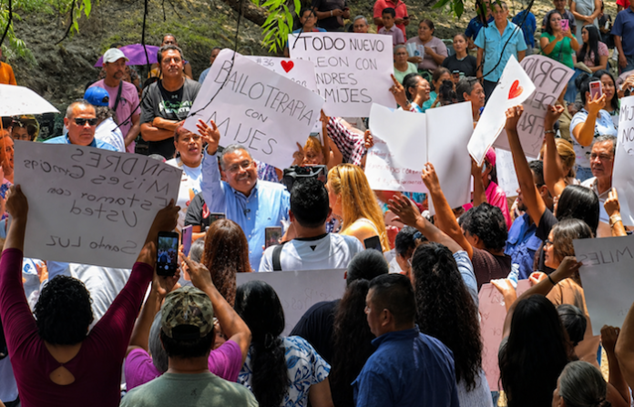 Andrés Mijes inicia su gira por Nuevo León; promete recuperar el “Nuevo León original”