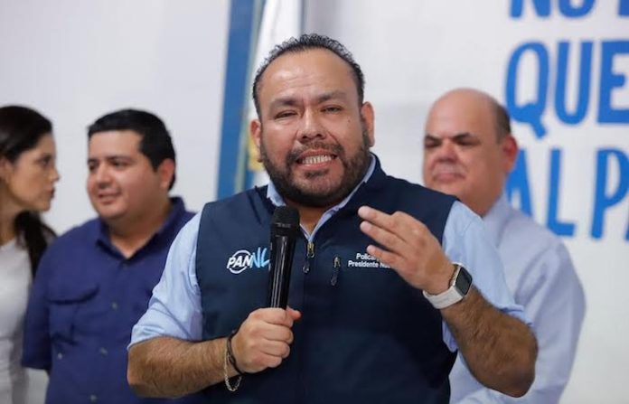 PAN va por juicio político contra alcalde de El Carmen tras agresión a trabajador de taquería