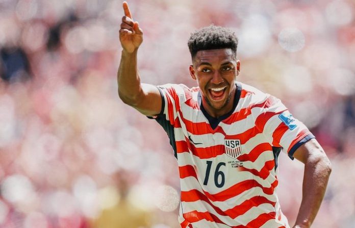 Estados Unidos derrota a Australia, mantiene paso perfecto y avanza a dieciseisavos del Mundial 2026