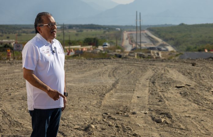Andrés Mijes cuestiona el avance de la Carretera Interserrana y pide mayor planeación en las obras públicas