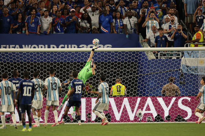 Argentina sufre, elimina a Cabo Verde y avanza a cuartos de final del Mundial 2026