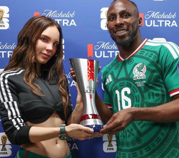 Belinda, Nodal y Ángela Aguilar son captados juntos ¡pero para ver a México!