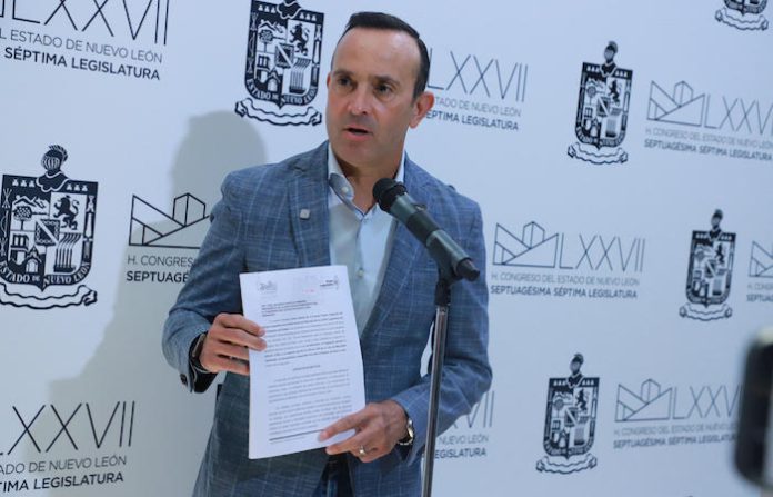 Carlos de la Fuente propone instalar radares informativos para reducir accidentes