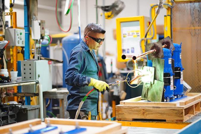 Acelera Estado la generación de empleo; crea más de 40 mil plazas formales en el primer semestre de 2026