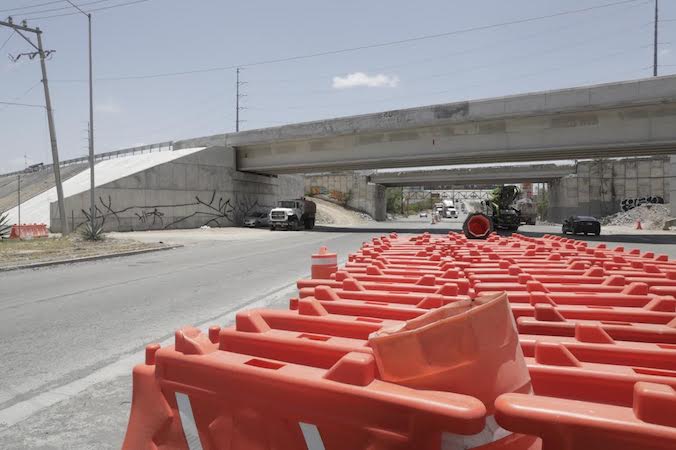 Escobedo anuncia cierres parciales en puente del Anillo Periférico por trabajos de mantenimiento