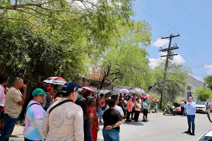 Exigen a CFE atender apagones que afectan a familias de Juárez