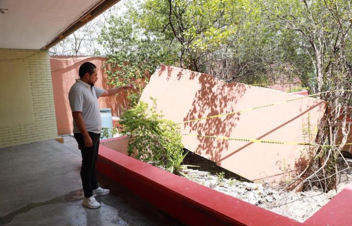 Riesgos estructurales mantienen en alerta a comunidad de la Secundaria 3 de Santa Catarina, señala Dip. Lechuga