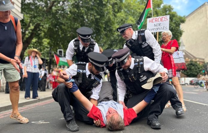 Video: Más de 150 personas detenidas en Londres por apoyar a Palestine Action