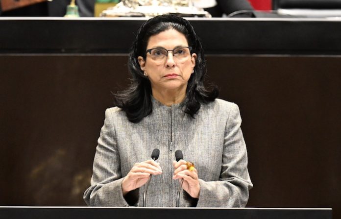 Marcela Guerra destaca en foro internacional de India avances de México en igualdad de género y democracia