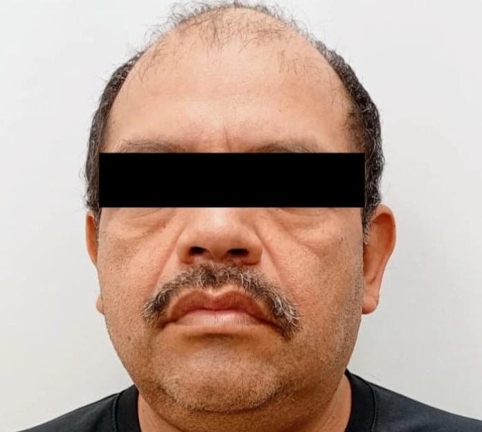 Vinculan a proceso a hombre acusado de violación equiparada y pornografía infantil en Nuevo León