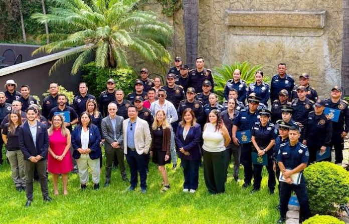 Policía de San Pedro concluye capacitación internacional en inglés con apoyo del Consulado de EU