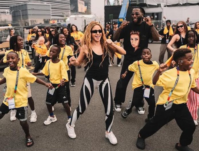 Shakira lanza la versión en español de “Dai Dai” antes de la gran final del Mundial