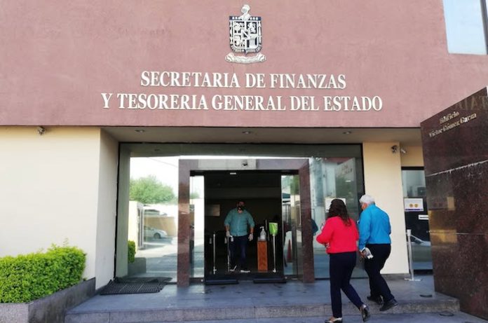 Samuel García designa a Carlos Contreras como nuevo Procurador Fiscal