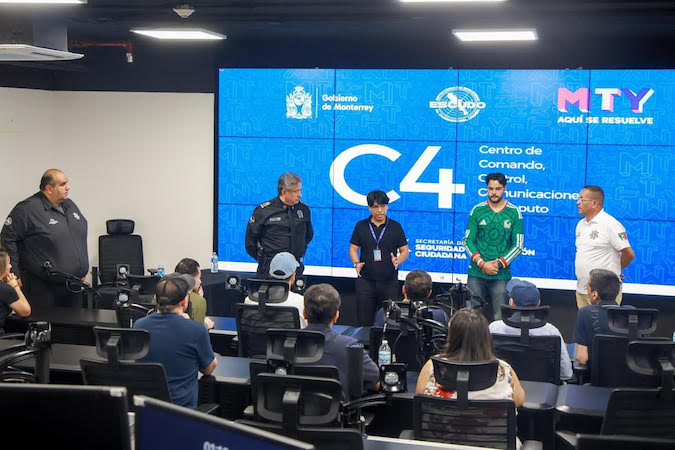 Delegación de Arabia Saudita visita el C4 de Monterrey para conocer modelo de seguridad rumbo al Mundial 2034