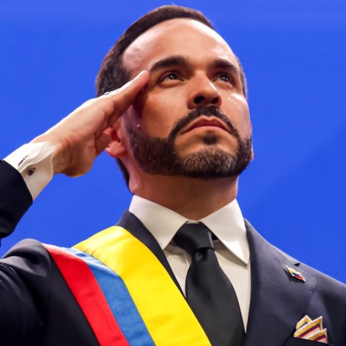 Abelardo de la Espriella jura como nuevo presidente de Colombia