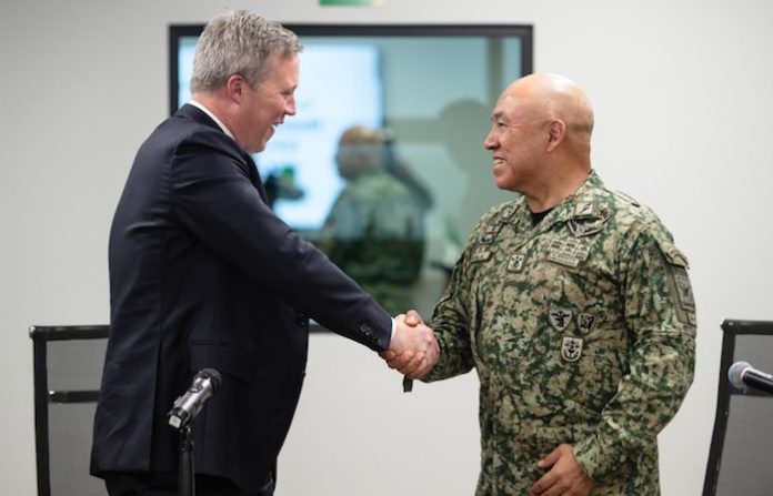México firma con Estados Unidos convenio de Defensa para adquirir drones y sistemas antidrones