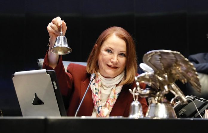 Sheinbaum lleva al Senado iniciativa para impedir doble nacionalidad en aspirantes a la Presidencia y gubernaturas
