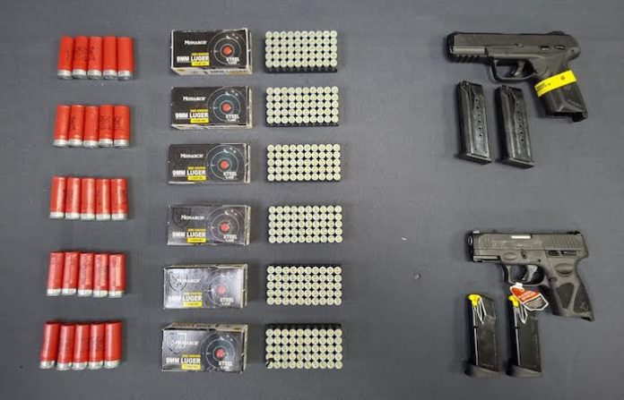 Detienen a hombre con armas y 325 cartuchos en Galeana