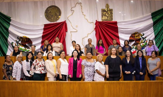 Mujeres de Escobedo llevan propuesta al Congreso para fortalecer el Presupuesto Participativo