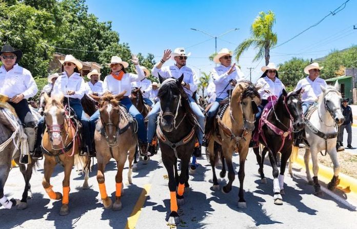 Samuel García encabeza festejos por los 400 años de Aramberri y anuncia obras y apoyos para el municipio