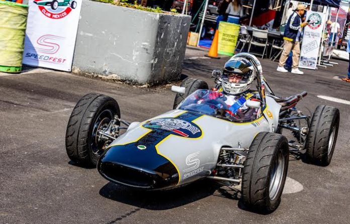 Leyendas y duelos en pista marcan la quinta fecha del Vintage Fórmula Ford Club México