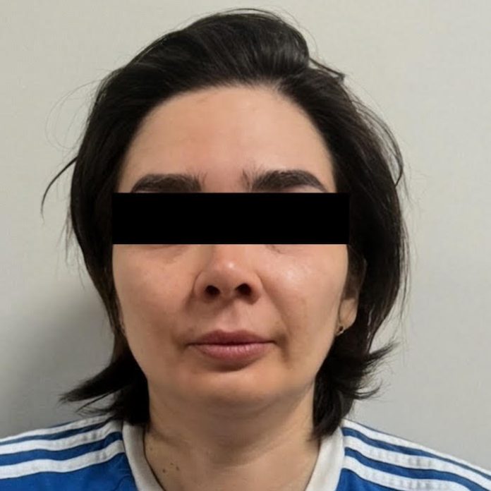 Dictan prisión preventiva a mujer acusada de fraude con venta de boletos de avión