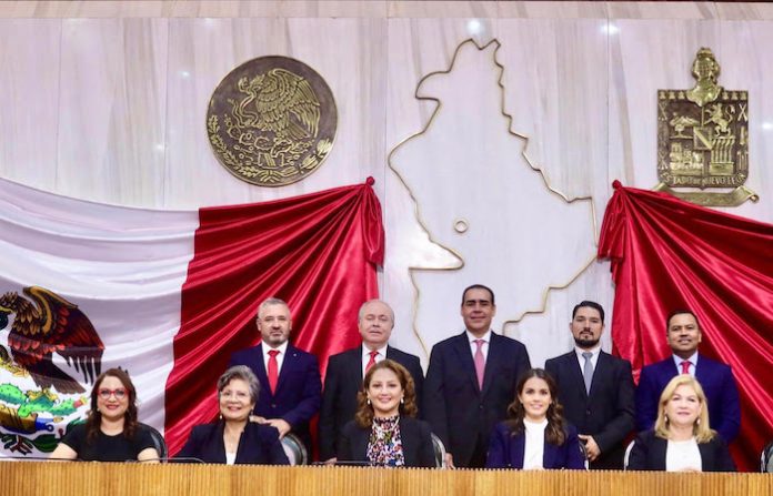 Diputados del PRI rinden cuentas y presentan sus informes del segundo año legislativo