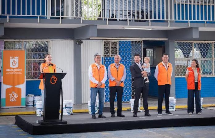 Samuel García impulsa rehabilitación de escuelas y fortalece el transporte público con nuevas inversiones