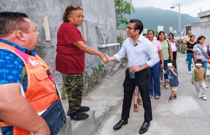 Félix Arratia impulsa nuevo andador peatonal que beneficiará a más de 7 mil habitantes de La Campana