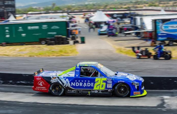 Santiago Cruz logra podio en San Luis Potosí y mantiene paso firme en Trucks México Series