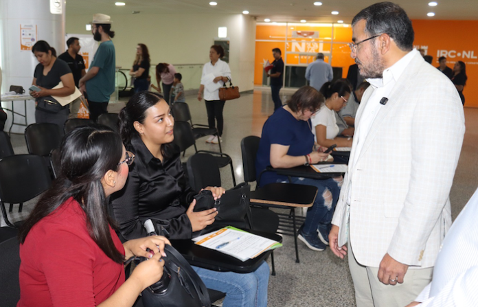 Martes de Contratación ofrece cientos de empleos y atiende a más de 130 buscadores en Nuevo León