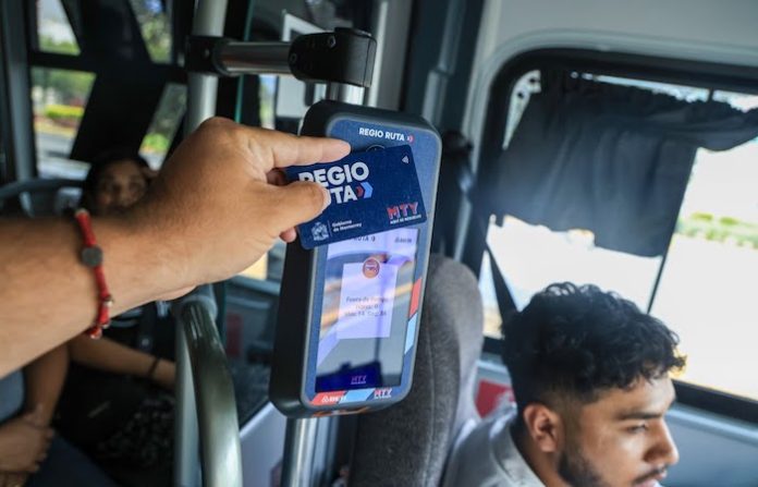 Tarjeta de la Regio Ruta será indispensable para viajar gratis en Monterrey a partir de septiembre